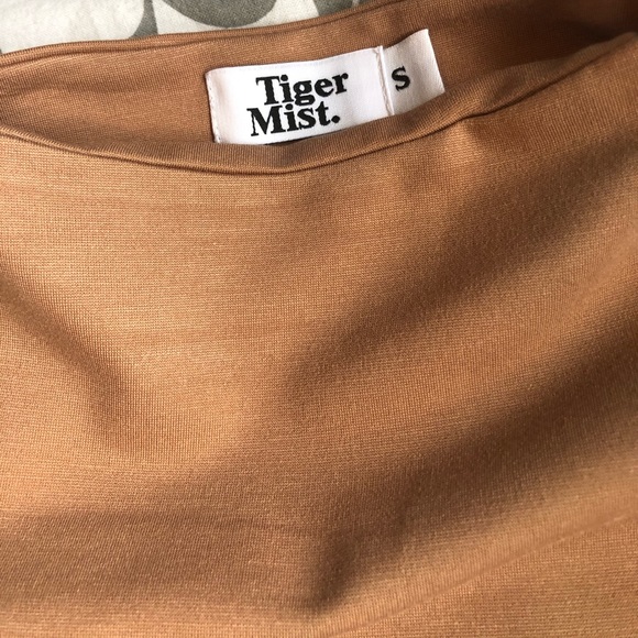 NWOT Tiger Mist Crop Top - Picture 3 of 3